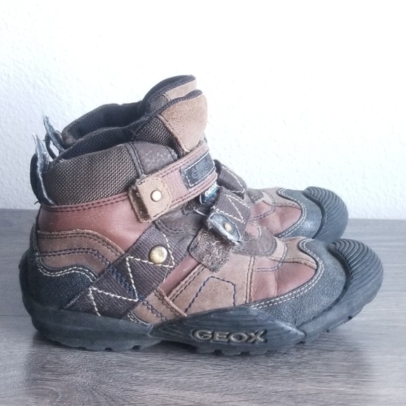 geox waterproof shoes